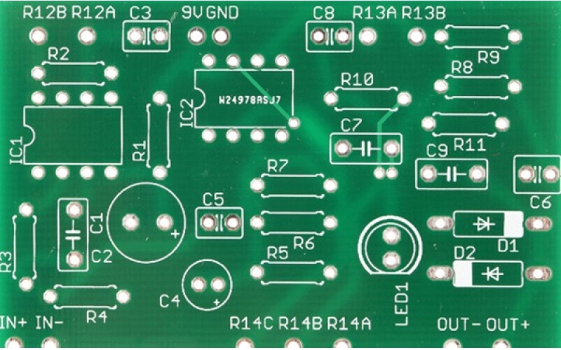 精細(xì)間距元器件周圍的字符、標(biāo)簽可能導(dǎo)致橋連