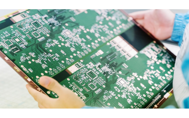 電子工程師如何擺放PCB元器件？10條技巧經(jīng)驗