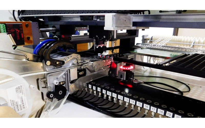 如何通過先進(jìn)設(shè)備提高PCBA工廠的生產(chǎn)效能？