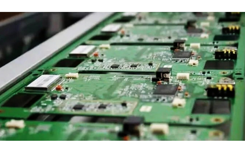 如何通過嵌入式技術(shù)提升PCBA工廠的技術(shù)實力？